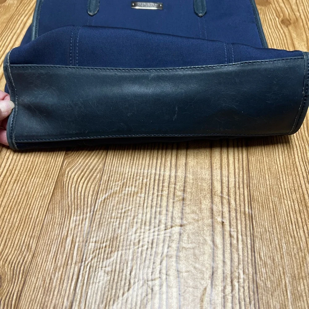 Vintage Coach Midnight Blue shoulder bag - Picture 9 of 9